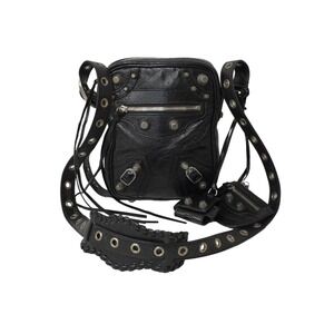 BALENCIAGA Le Cagoule shoulder bag black